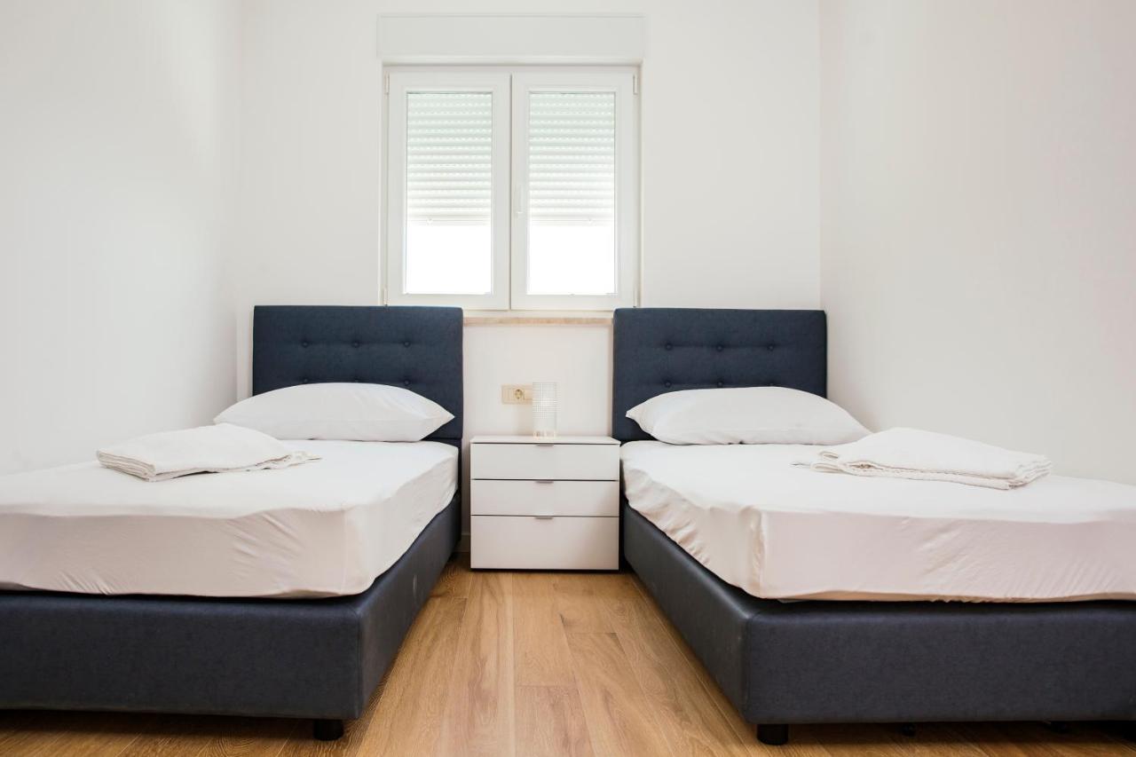 Apartman Magdalena Apartment Makarska Bagian luar foto