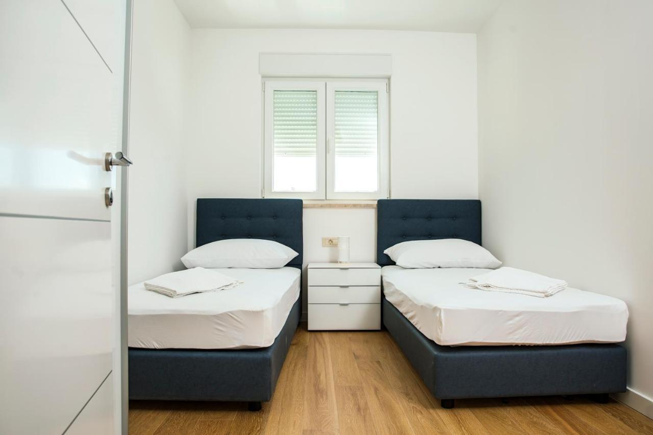 Apartman Magdalena Apartment Makarska Bagian luar foto