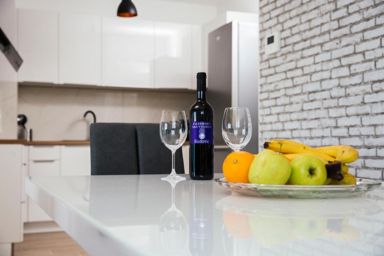 Apartman Magdalena Apartment Makarska Bagian luar foto