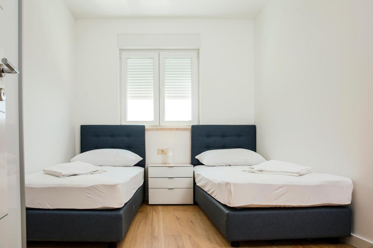 Apartman Magdalena Apartment Makarska Bagian luar foto