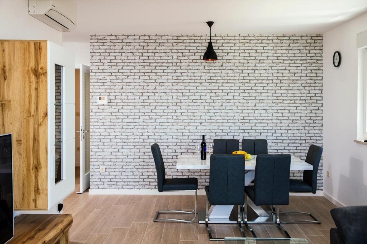 Apartman Magdalena Apartment Makarska Bagian luar foto