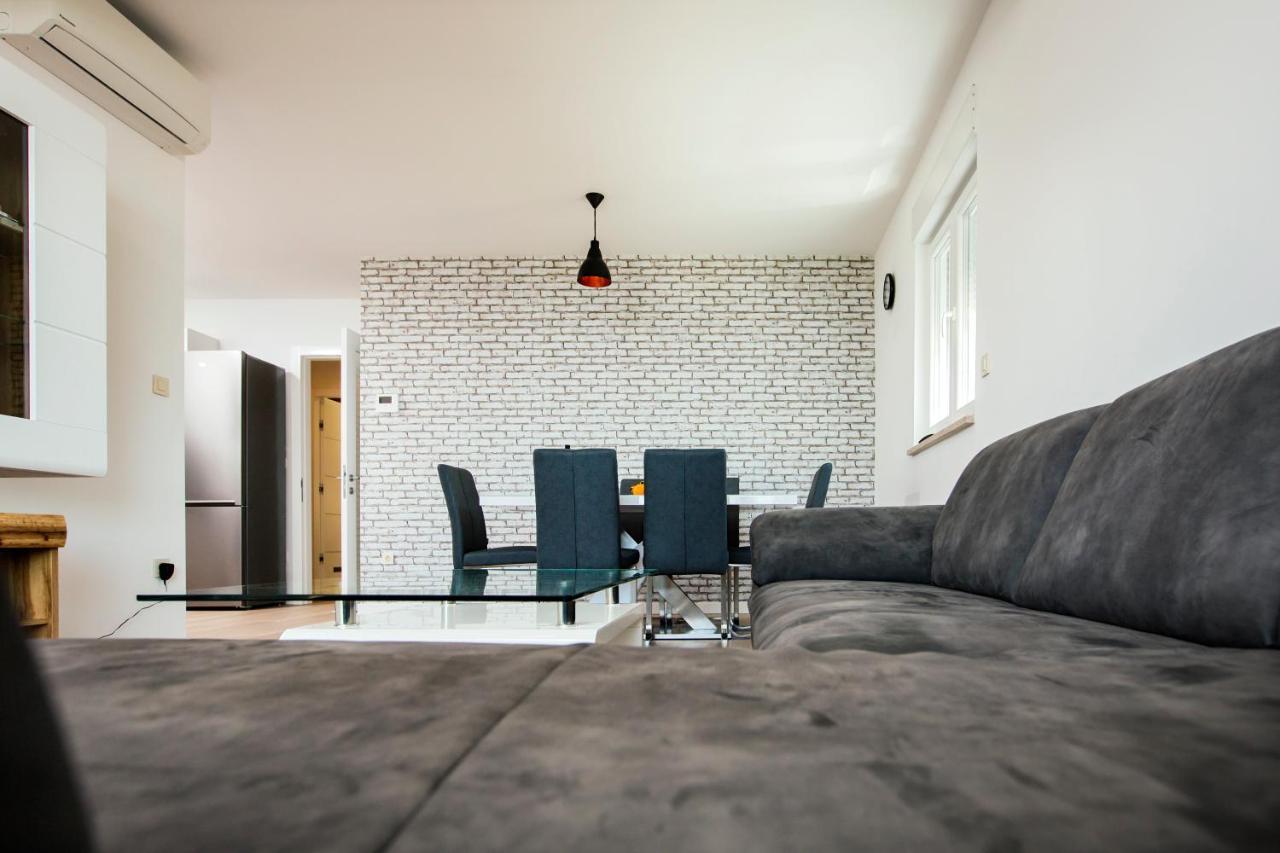 Apartman Magdalena Apartment Makarska Bagian luar foto