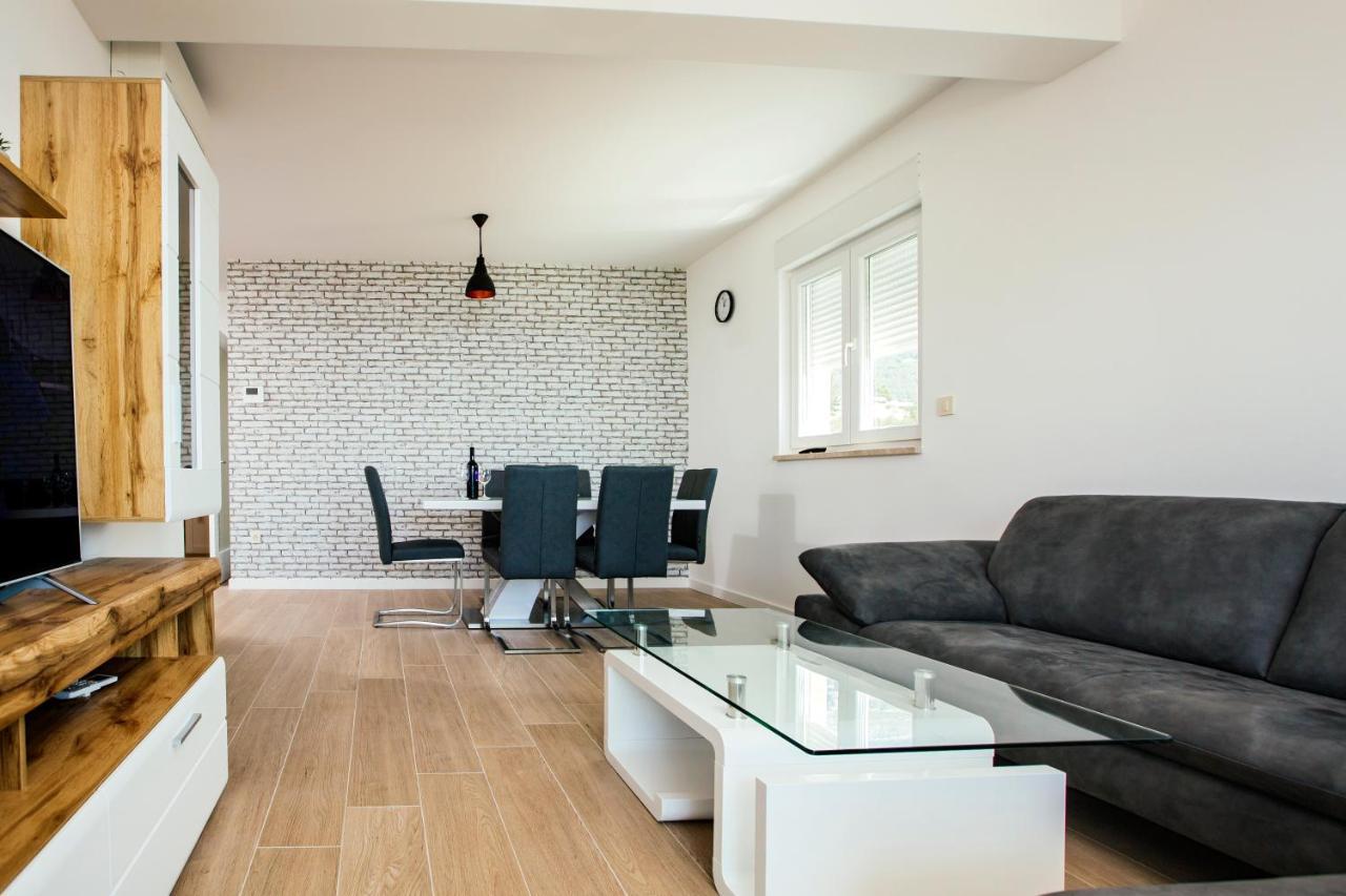 Apartman Magdalena Apartment Makarska Bagian luar foto