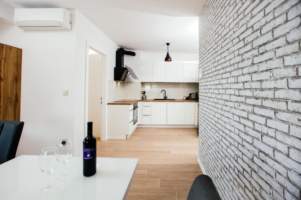 Apartman Magdalena Apartment Makarska Bagian luar foto